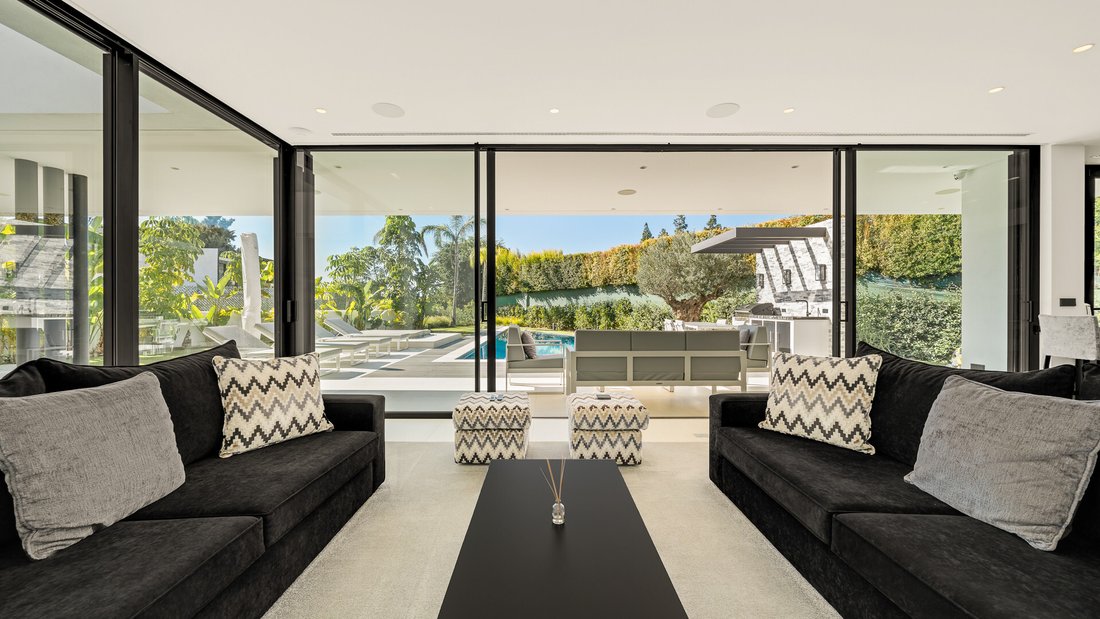 Villa in Golden Mile, Andalusia, Spain 3 - 19209657