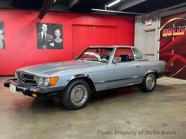 MercedesBenz 380 in Calverton, NY, United States 1 - 19210333