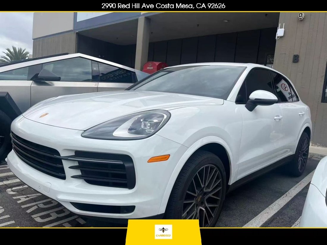 Suv in Costa Mesa, CA, United States 1 - 19211337
