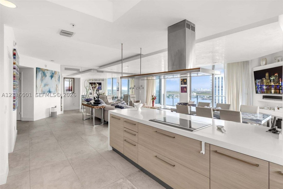 Condo in Golden Beach, Florida, United States 3 - 19209874