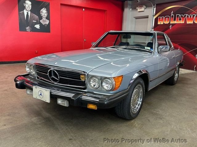 MercedesBenz 380 in Calverton, NY, United States 3 - 19210333