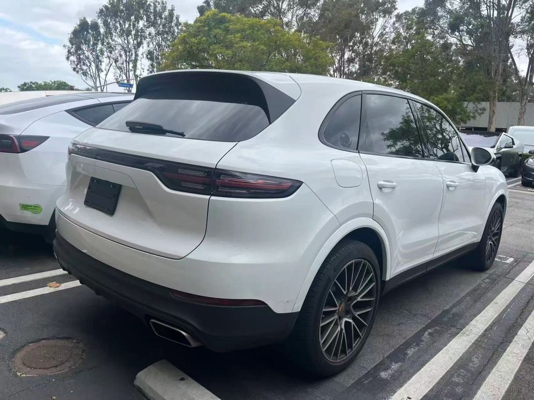 Suv in Costa Mesa, CA, United States 2 - 19211337