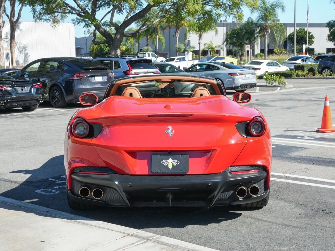 Cabriolet in Costa Mesa, CA, United States 3 - 19211263