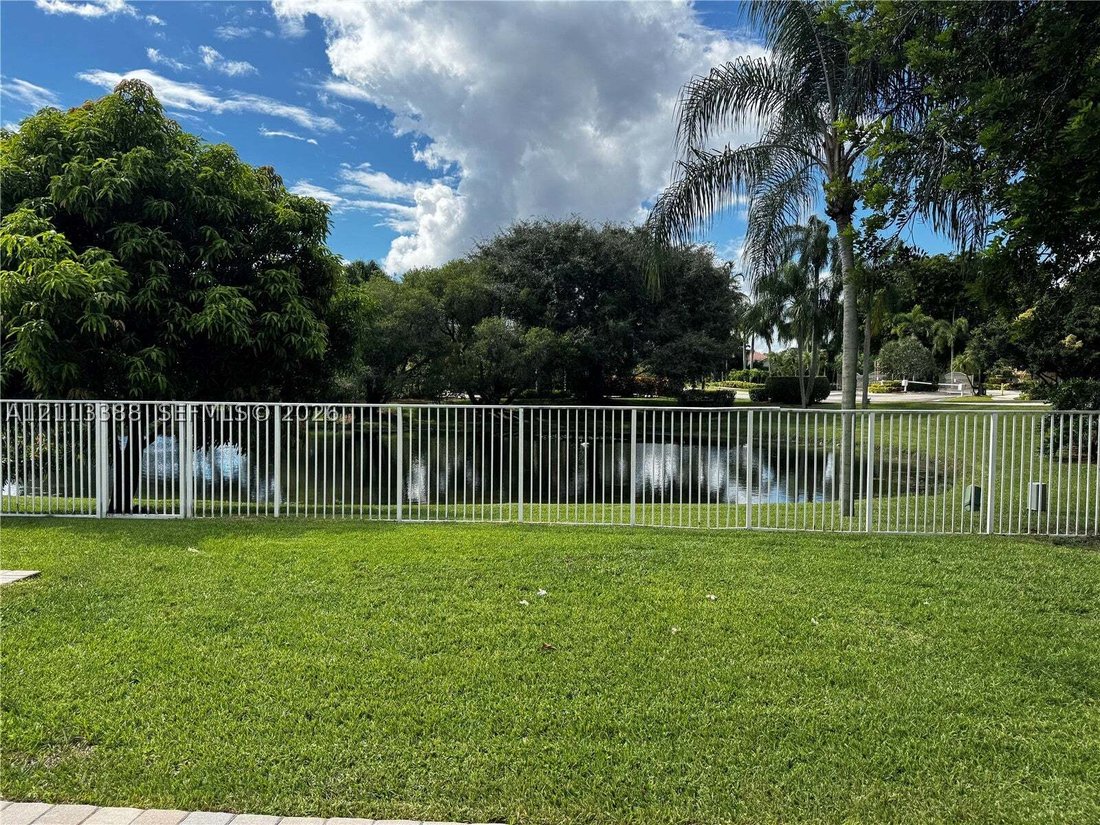 Maison à Fort Lauderdale, Floride, États-Unis 2 - 19209843
