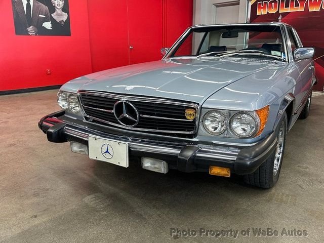 MercedesBenz 380 in Calverton, NY, United States 4 - 19210333