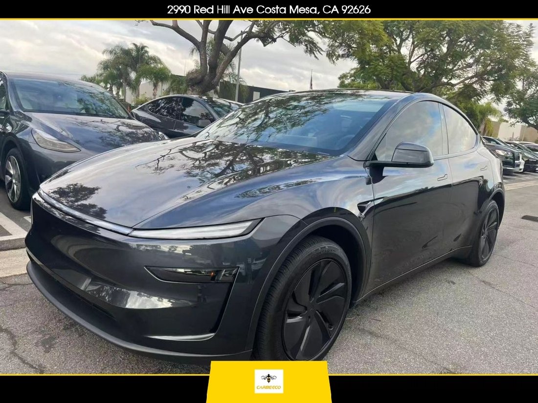 Suv in Costa Mesa, CA, United States 1 - 19211305