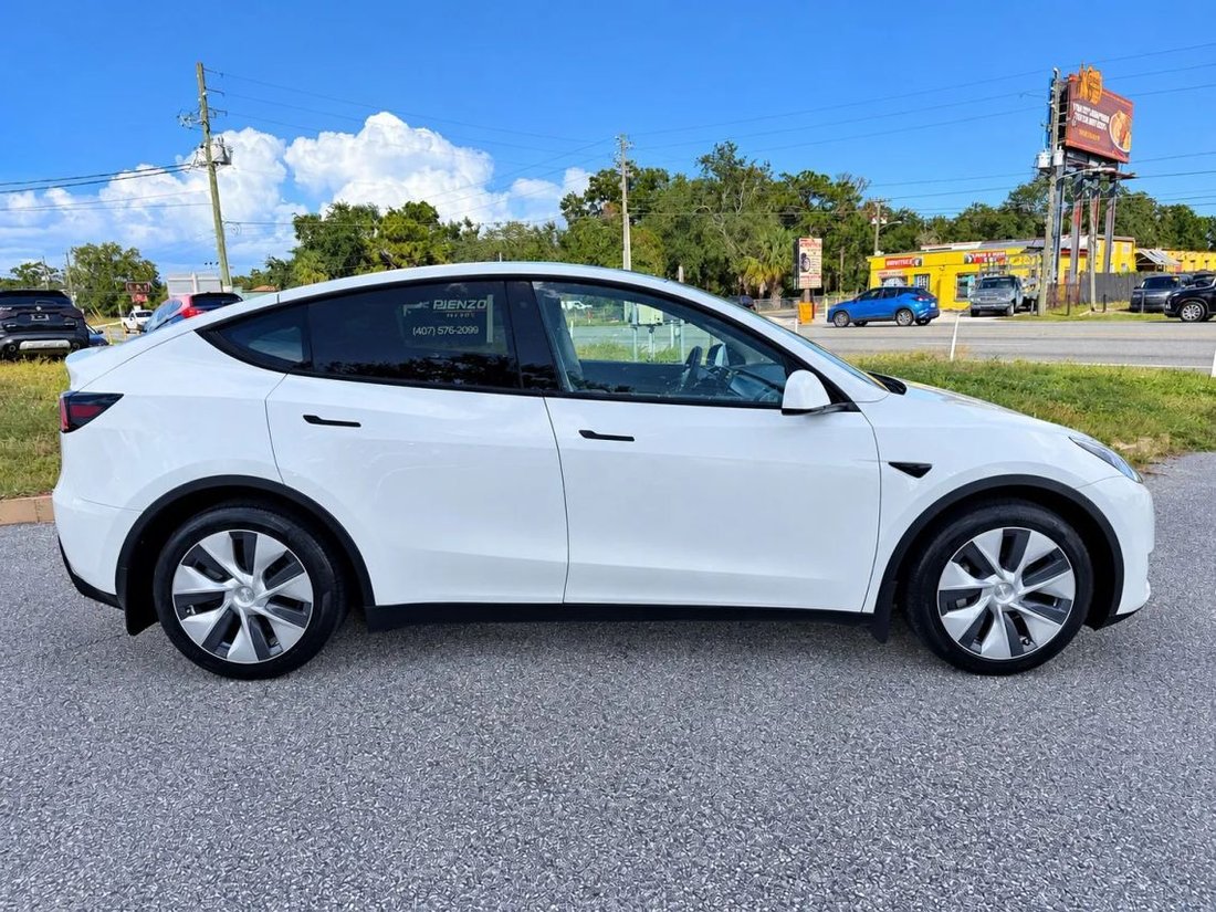 Suv in Kissimmee, FL, United States 4 - 19213490
