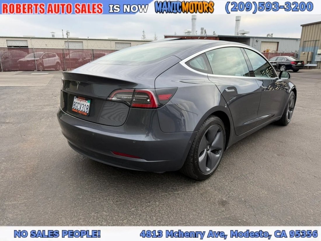 Sedan in Modesto, CA, United States 3 - 19213417