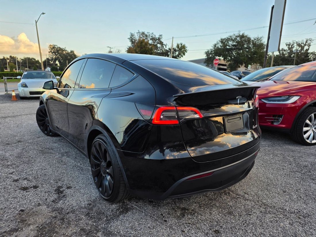Suv in Lakeland, FL, United States 5 - 19213437