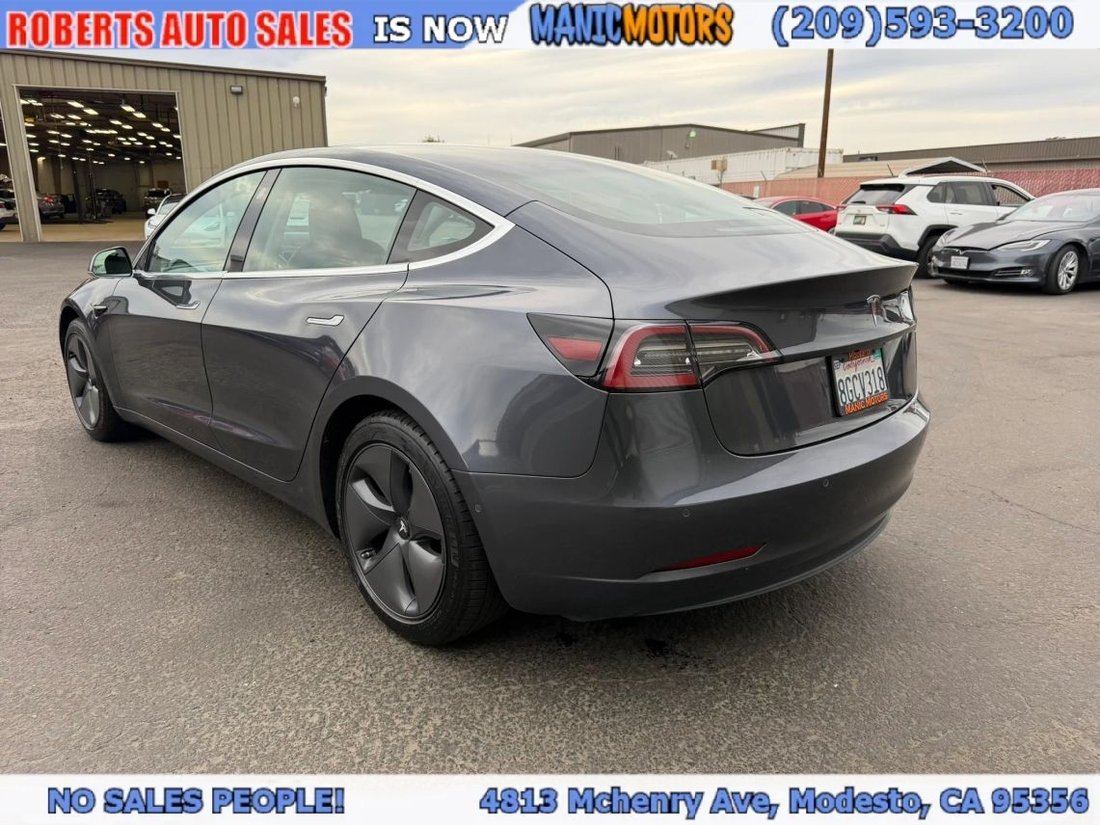 Sedan in Modesto, CA, United States 5 - 19213417