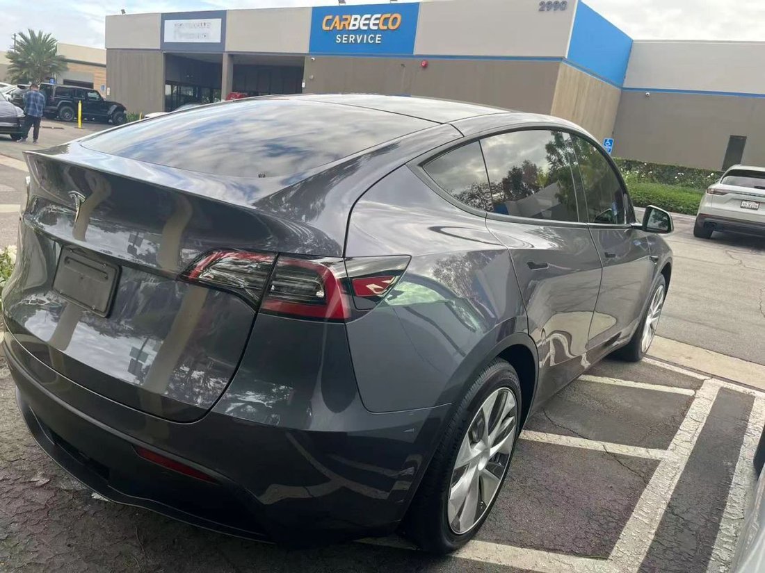 Suv in Costa Mesa, CA, United States 2 - 19213404