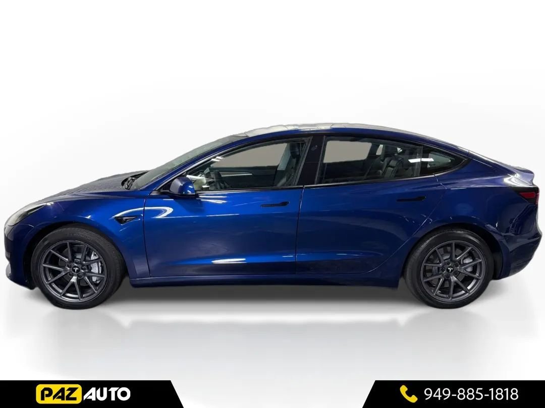 Sedan in Laguna Hills, CA, United States 2 - 19211352
