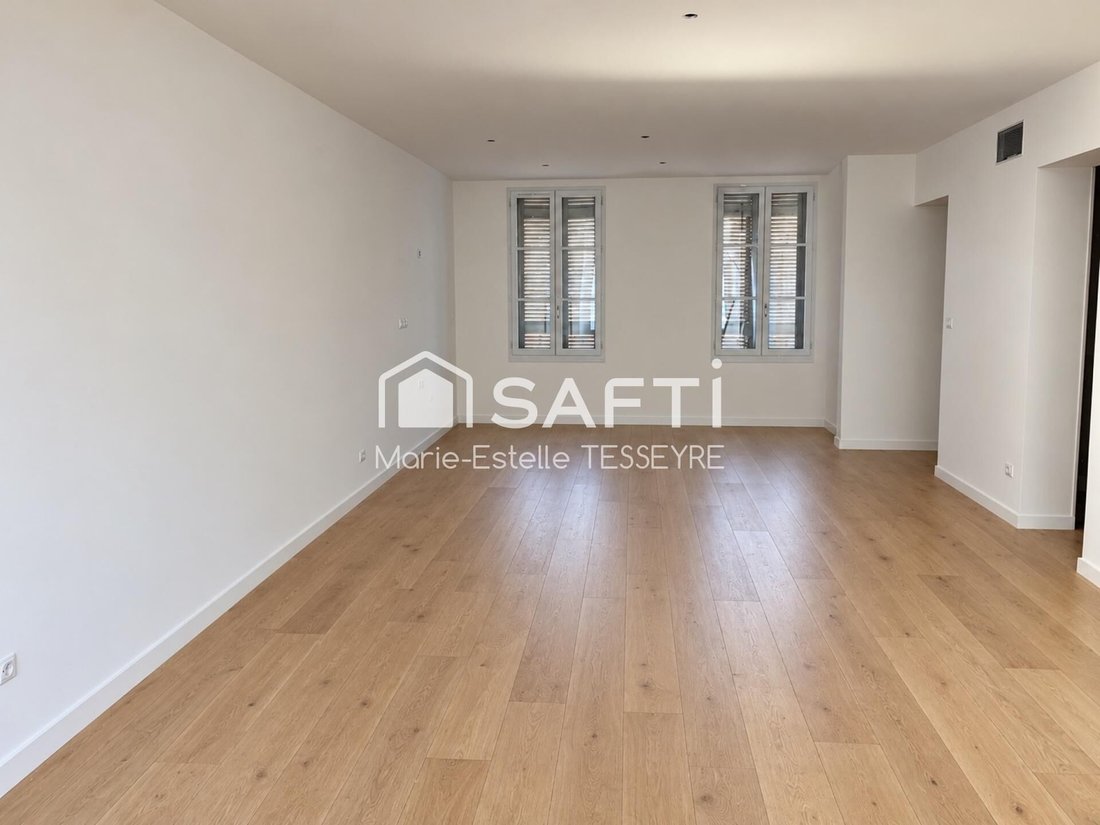 Apartment in Hôtel de Ville-Quinconce-Saint Seurin-Fondaudège, Bordeaux, France 2 - 19213773