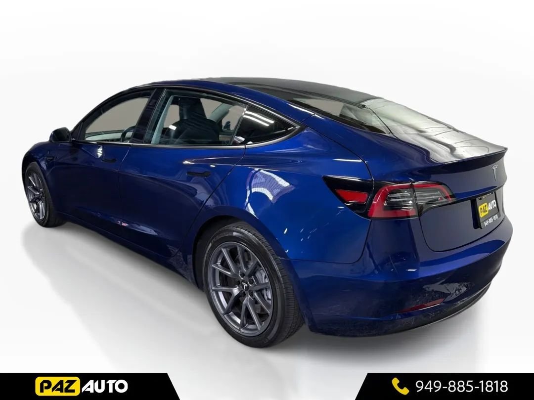 Sedan in Laguna Hills, CA, United States 3 - 19211352