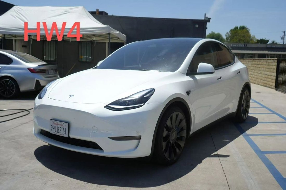Suv in San Gabriel, CA, United States 1 - 19213468