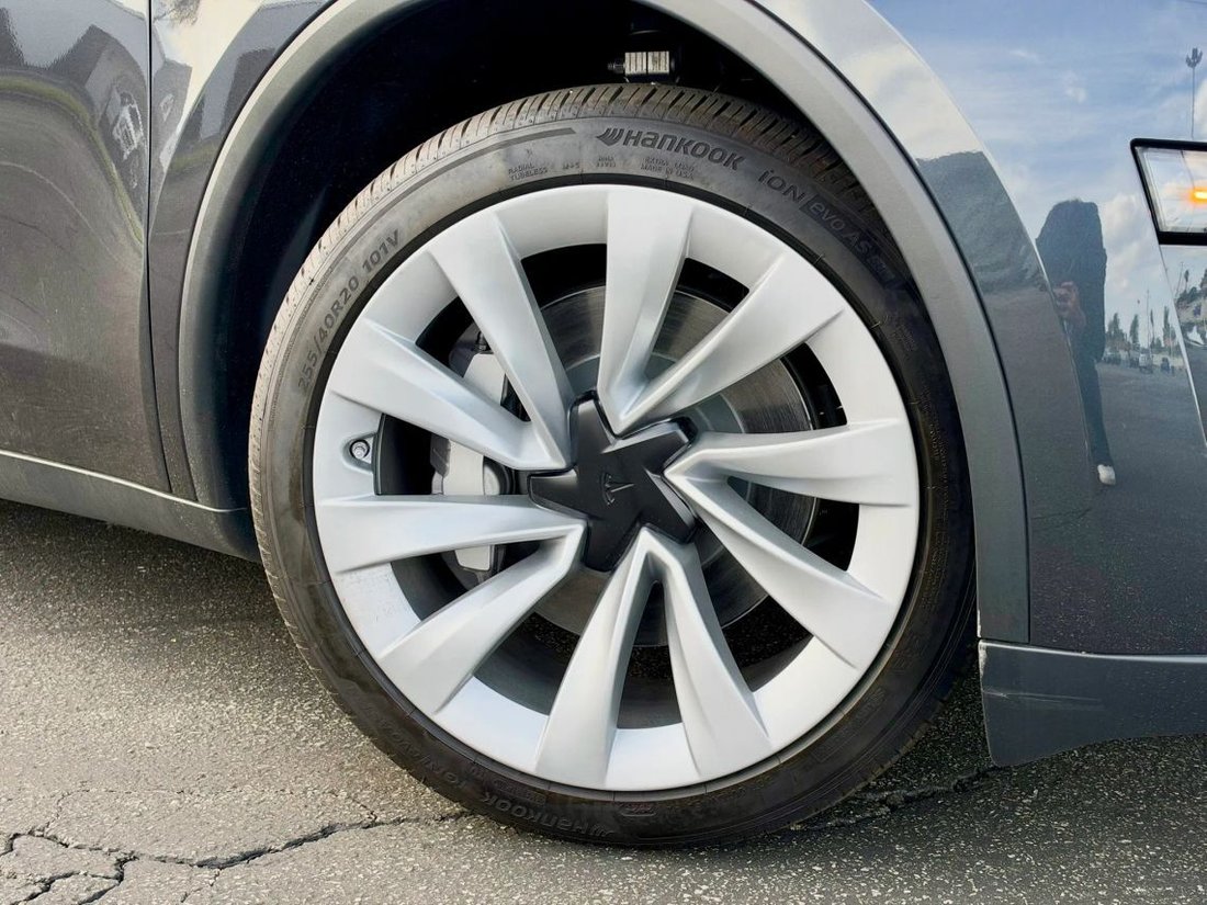 Suv in Azusa, CA, United States 5 - 19213412