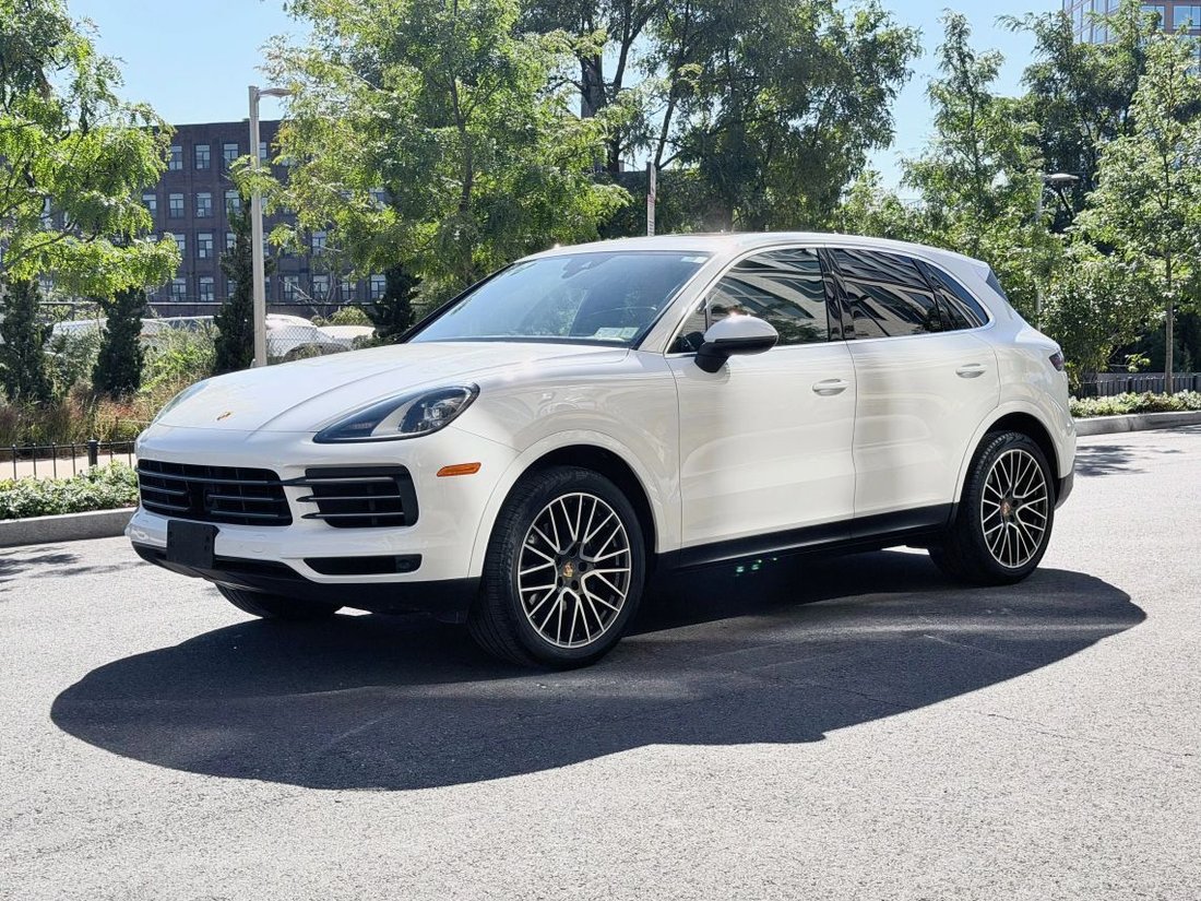 Suv in Brooklyn, NY, United States 3 - 19213424
