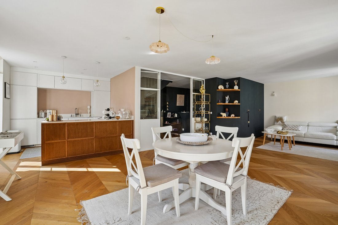 Apartment in Hôtel de Ville-Quinconce-Saint Seurin-Fondaudège, Bordeaux, France 4 - 19213707