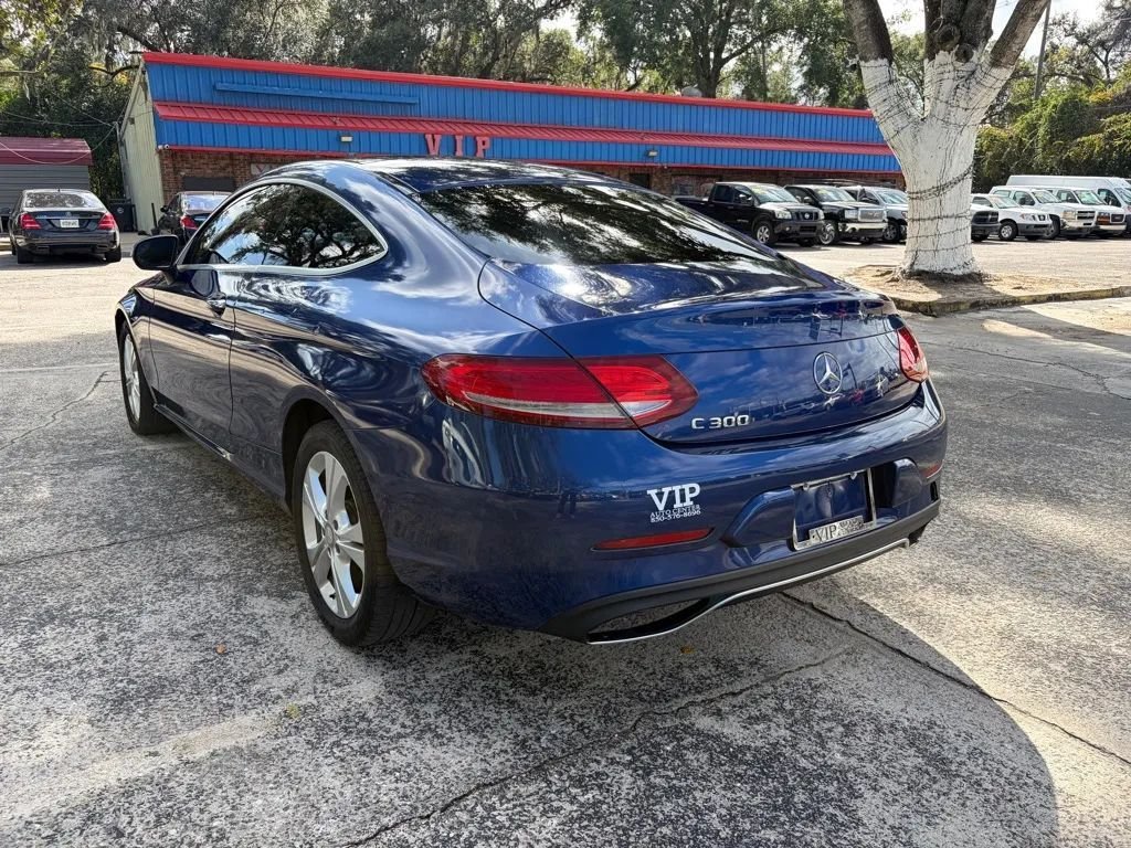 Coupe in Tallahassee, FL, United States 3 - 19219253