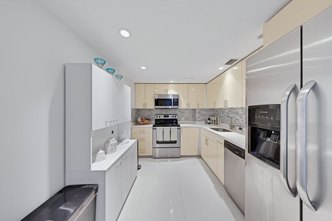 Appartement à Golden Beach, Floride, États-Unis 2 - 19220028