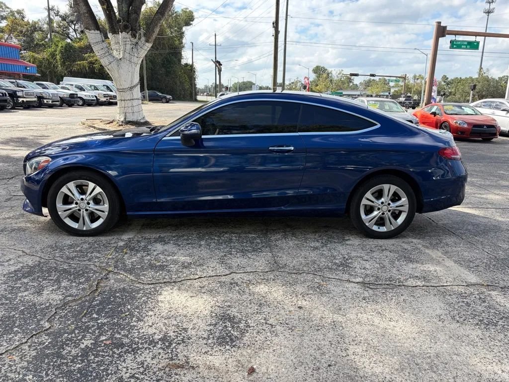 Coupe in Tallahassee, FL, United States 2 - 19219253