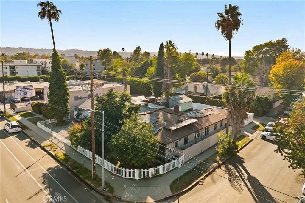 Los Angeles, California, United States 4 - 19220321