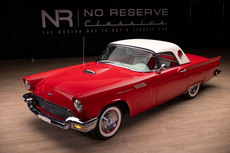 1957 Ford Thunderbird Convertible | 292ci V8 | 3-Speed Manual in Green Brook, United States 5 - 19220275