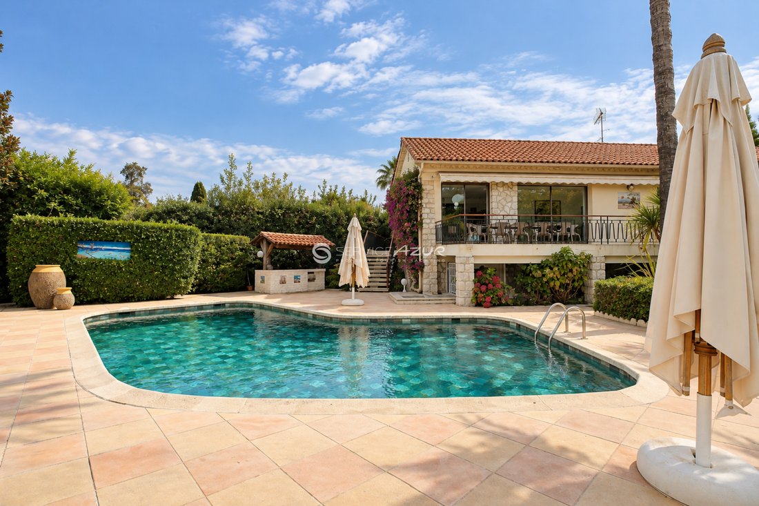 Villa in Vieille Ville, Antibes, Frankreich 4 - 19215388