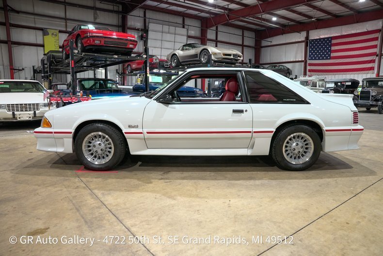 Coupe in Grand Rapids, United States 4 - 19220563