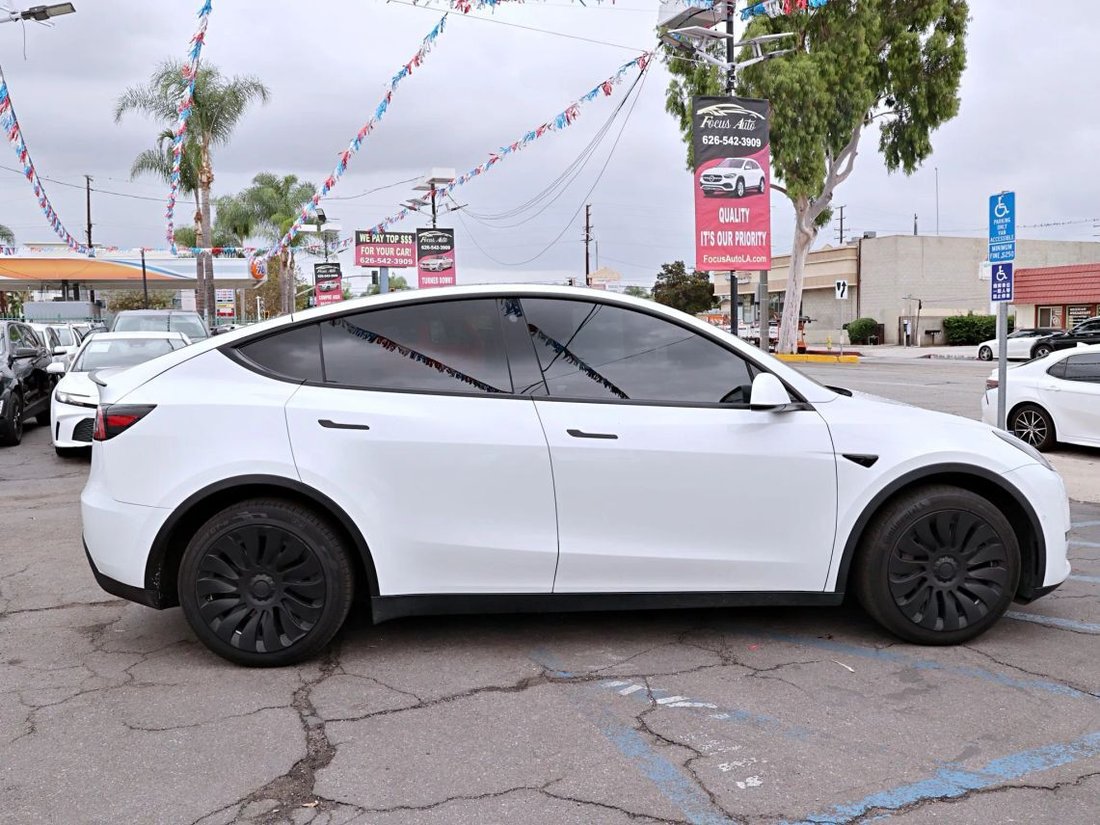 Suv in El Monte, CA, United States 4 - 19219038