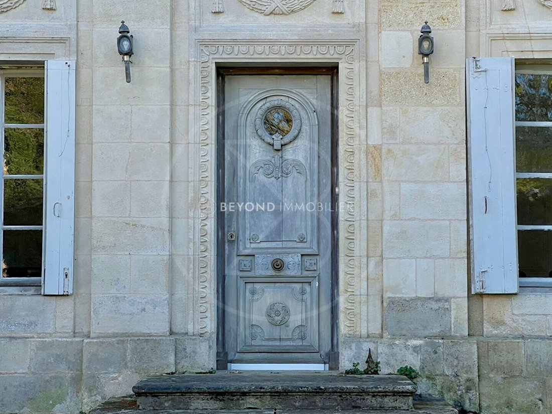 Villa in Saint-Sulpice-de-Faleyrens, Nouvelle-Aquitaine, France 2 - 19222531