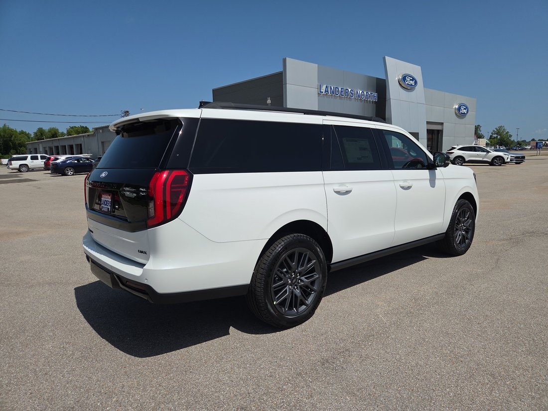 Suv in Collierville, TN, United States 3 - 19220812
