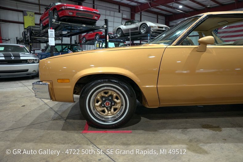 Coupe in Grand Rapids, United States 3 - 19220494