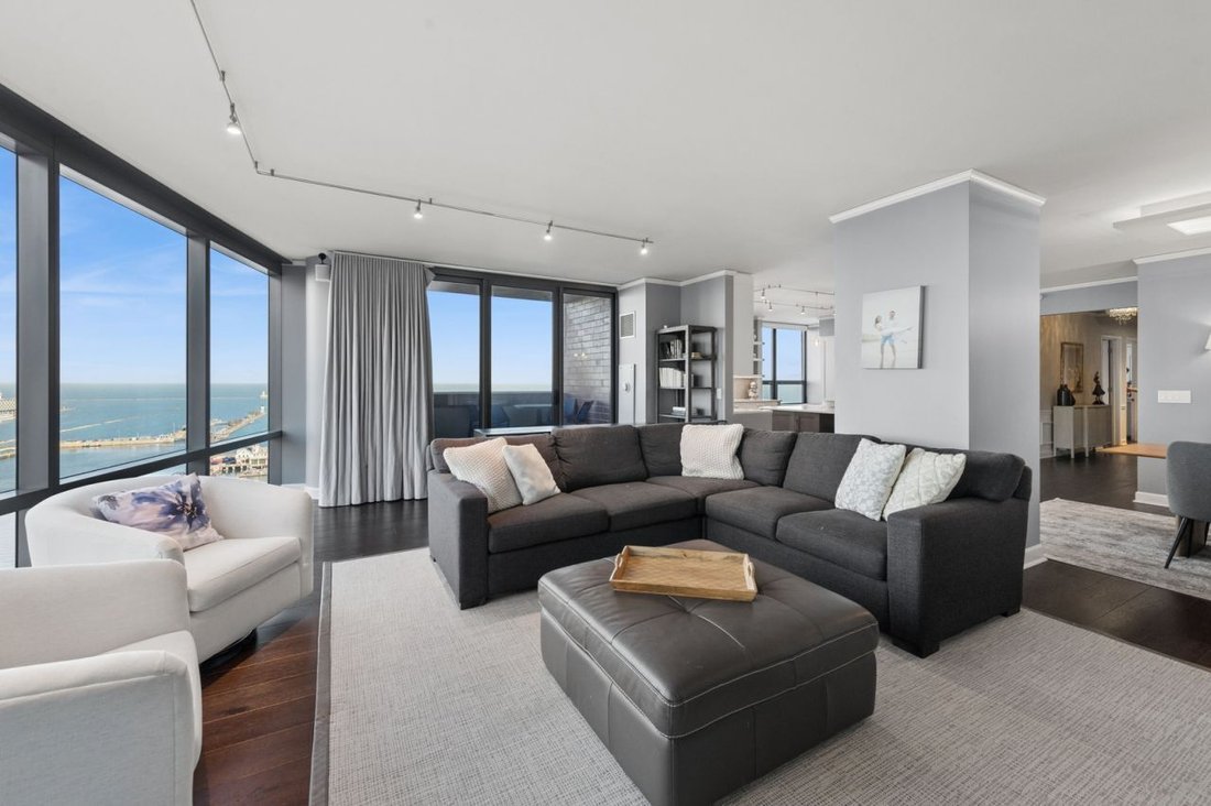 Condo in Chicago, Illinois, United States 3 - 19219567