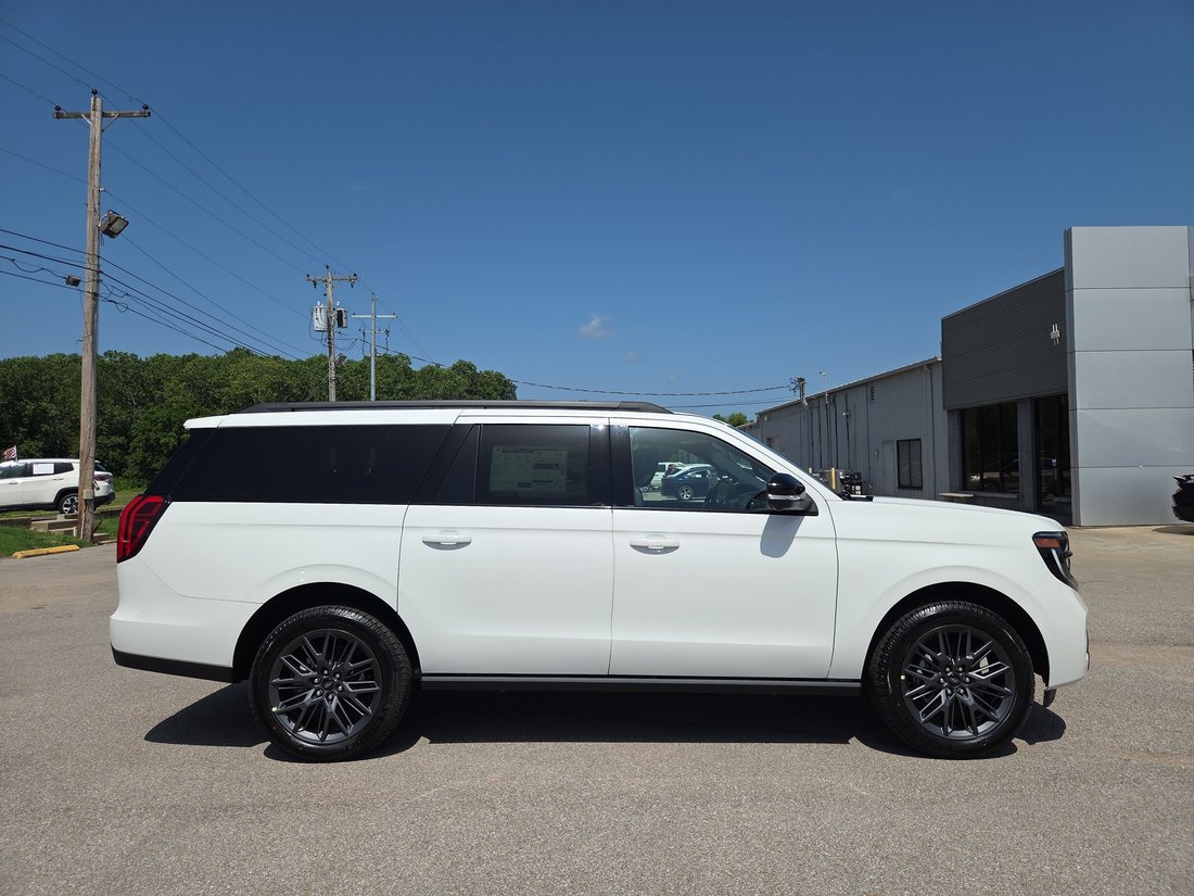 Suv in Collierville, TN, United States 2 - 19220812