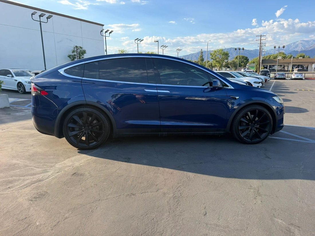 Suv in Ontario, CA, United States 4 - 19220730