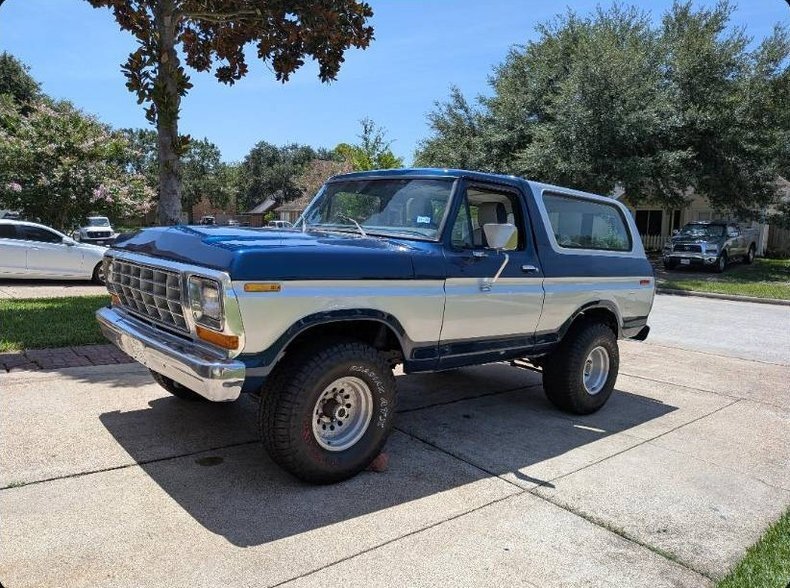 Suv in Glendale, United States 1 - 19220292