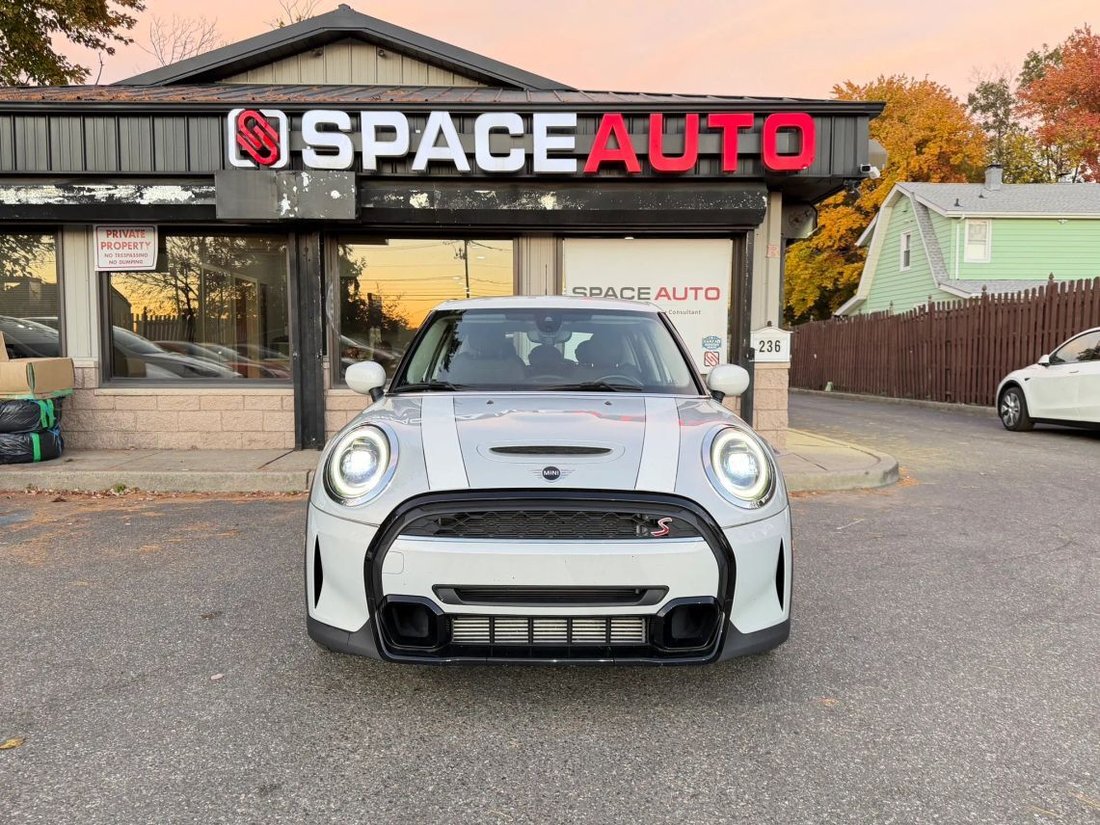 Coupe in East Brunswick, NJ, United States 2 - 19221224