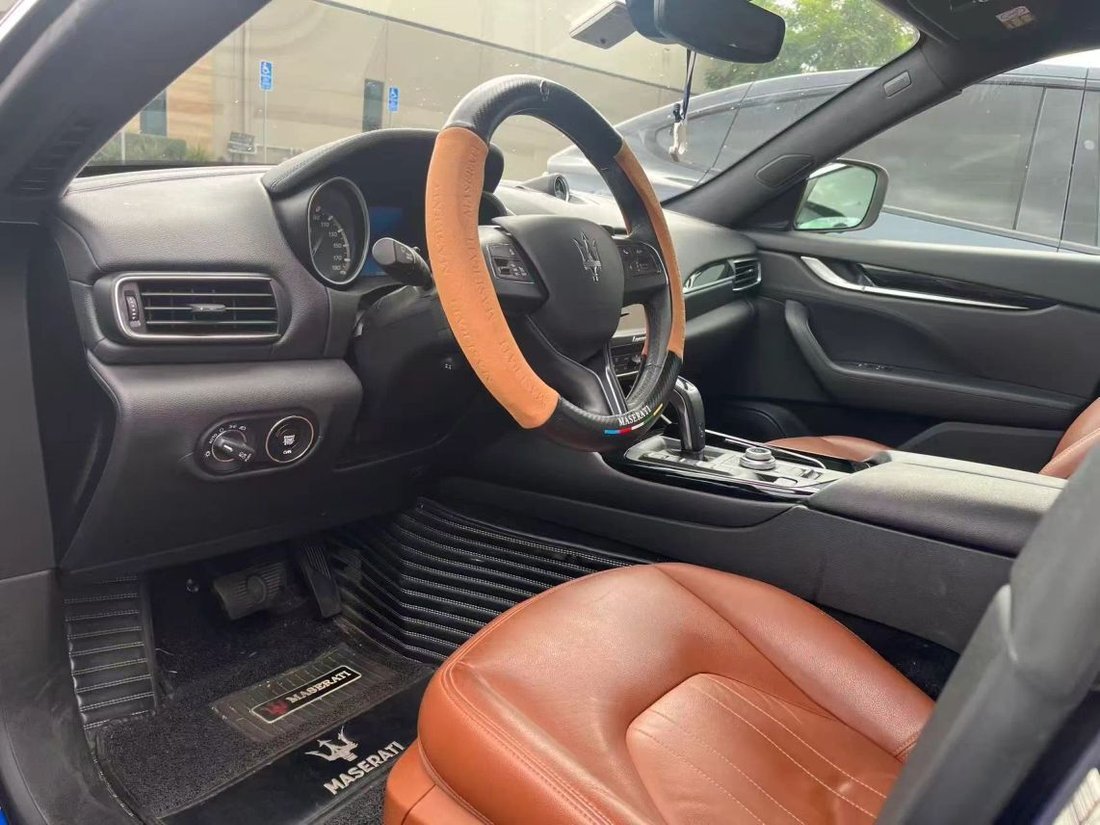 Suv in Costa Mesa, CA, United States 3 - 19218992