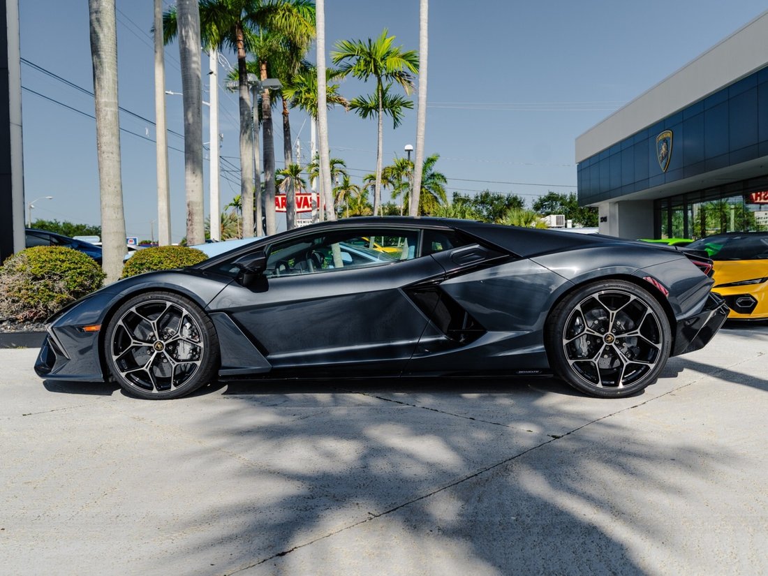 Coupe in Palm Beach, FL, United States 2 - 18517654