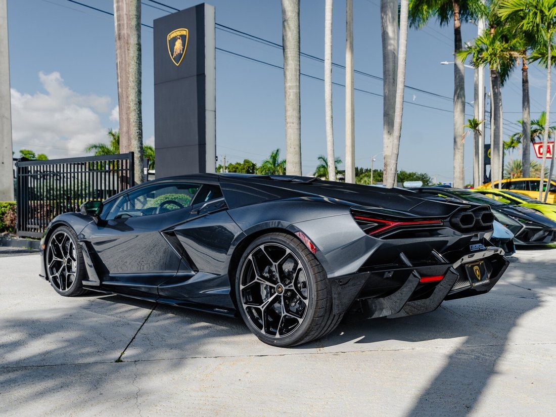 Coupe in Palm Beach, FL, United States 3 - 18517654