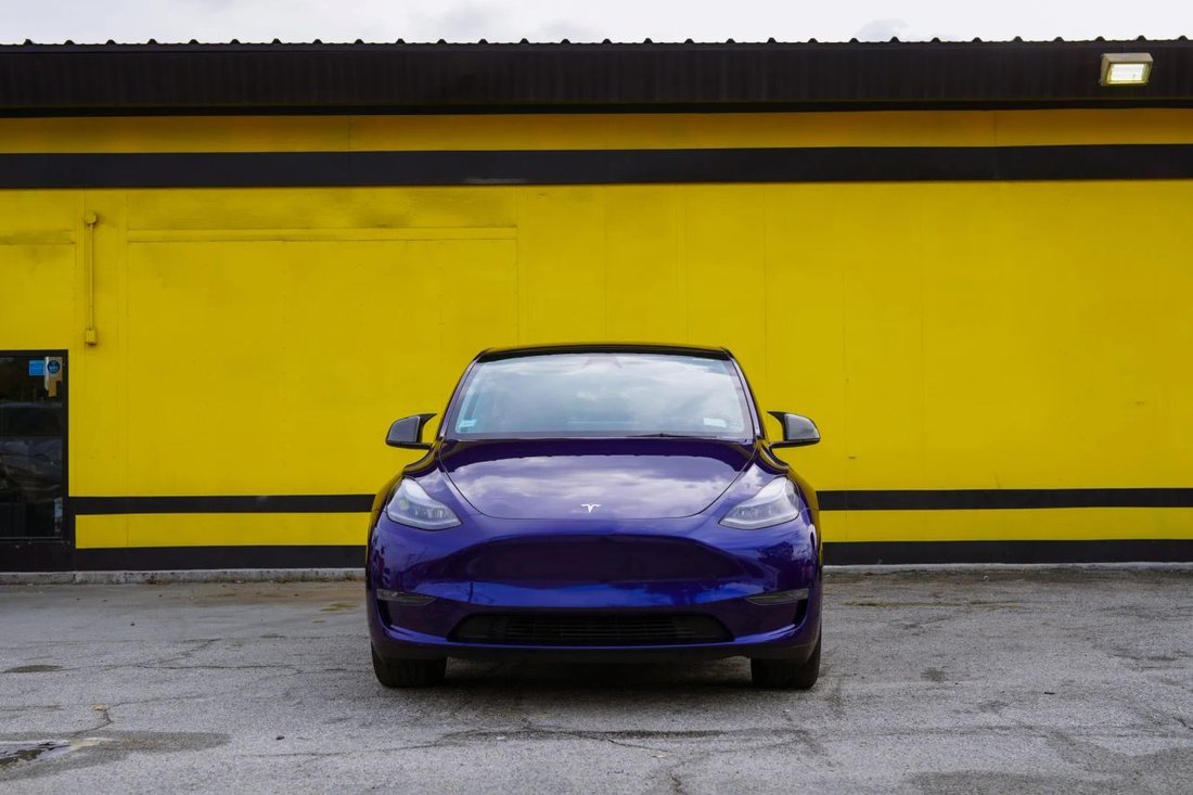 Suv in El Monte, CA, United States 2 - 19221274
