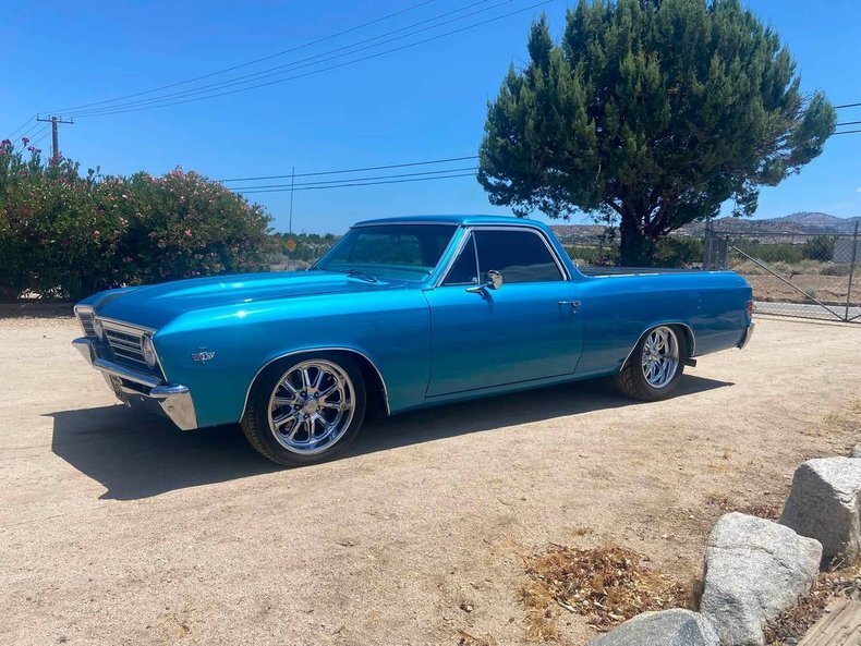 Pickup in Glendale, United States 3 - 19220295