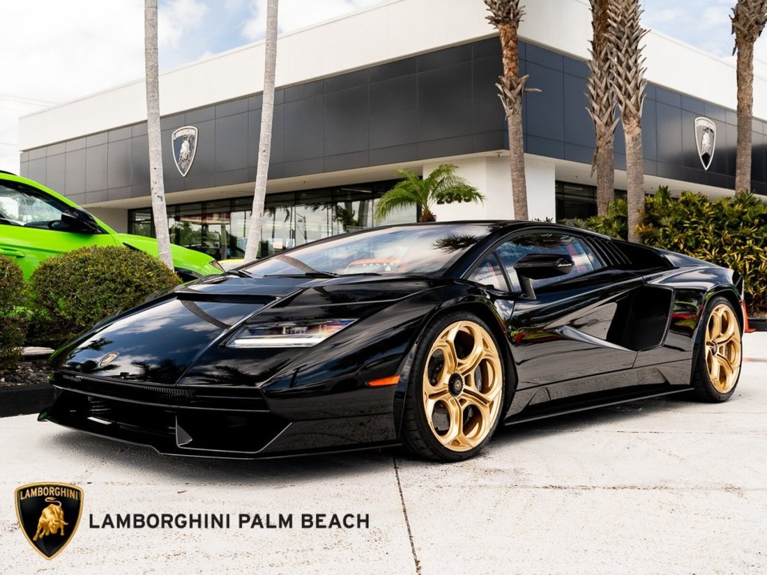 Coupe in Palm Beach, FL, United States 1 - 14056563
