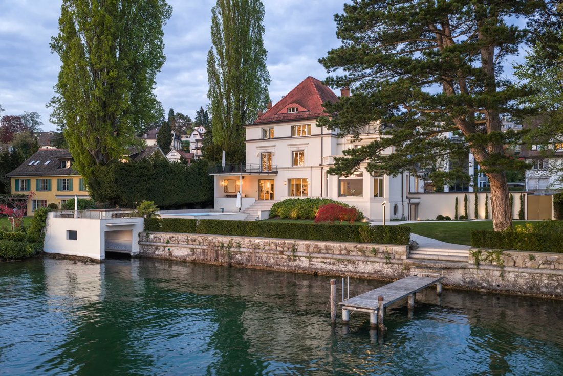 Villa a Zollikon, Cantone di Zurigo, Svizzera 1 - 18918237