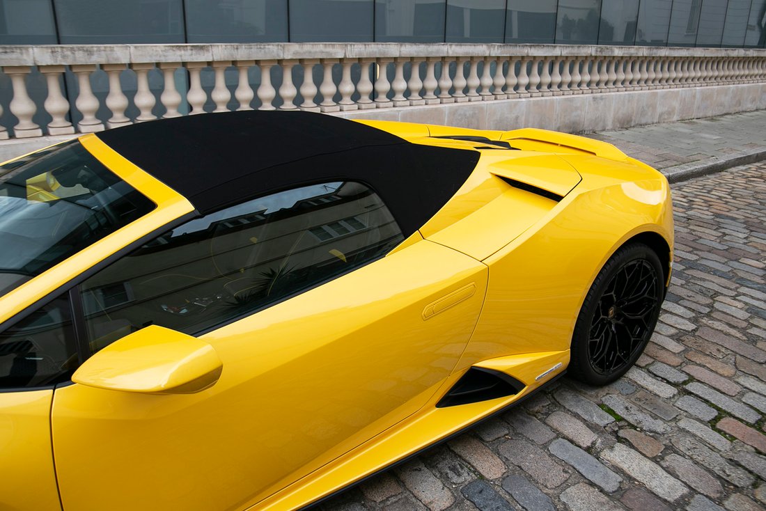 Cabriolet in London, United Kingdom 5 - 19214370