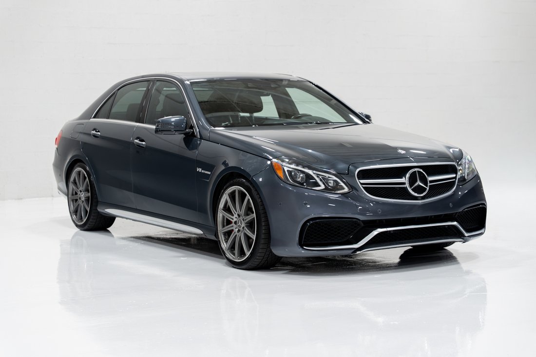 Sedan in West Hollywood, CA, United States 3 - 19216121